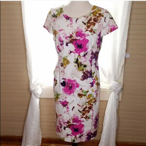 Liz Claiborne Watercolor Floral Dress 6. Cap sleeves A-Line side slanted pockets